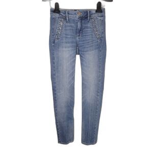 WHBM High Rise Everyday Soft Denim Grommet Pocket Slim Jeans